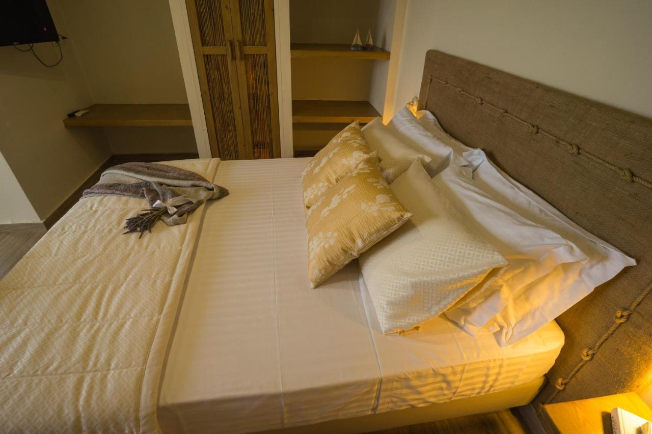 Forest Resort Suites Skiathos Troulos Exterior photo