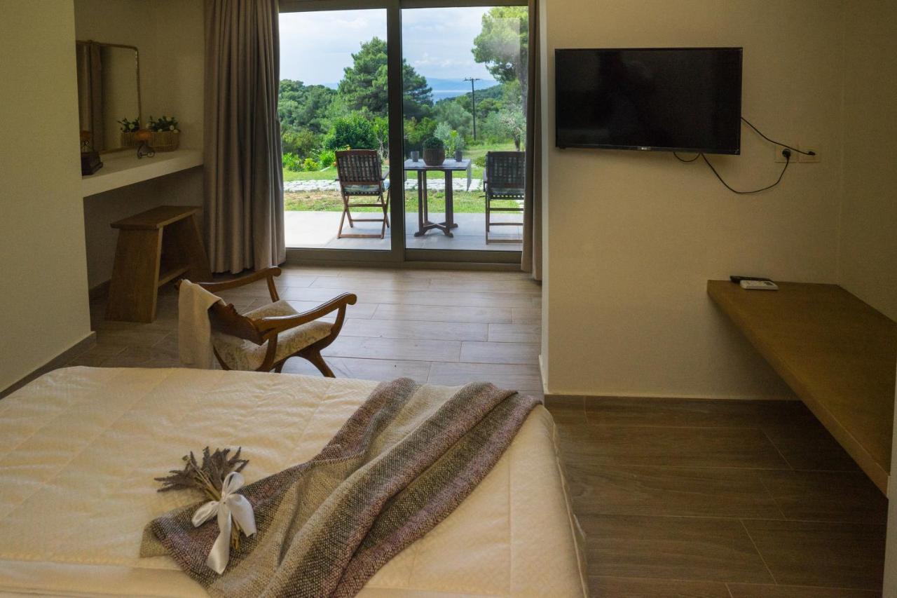 Forest Resort Suites Skiathos Troulos Exterior photo